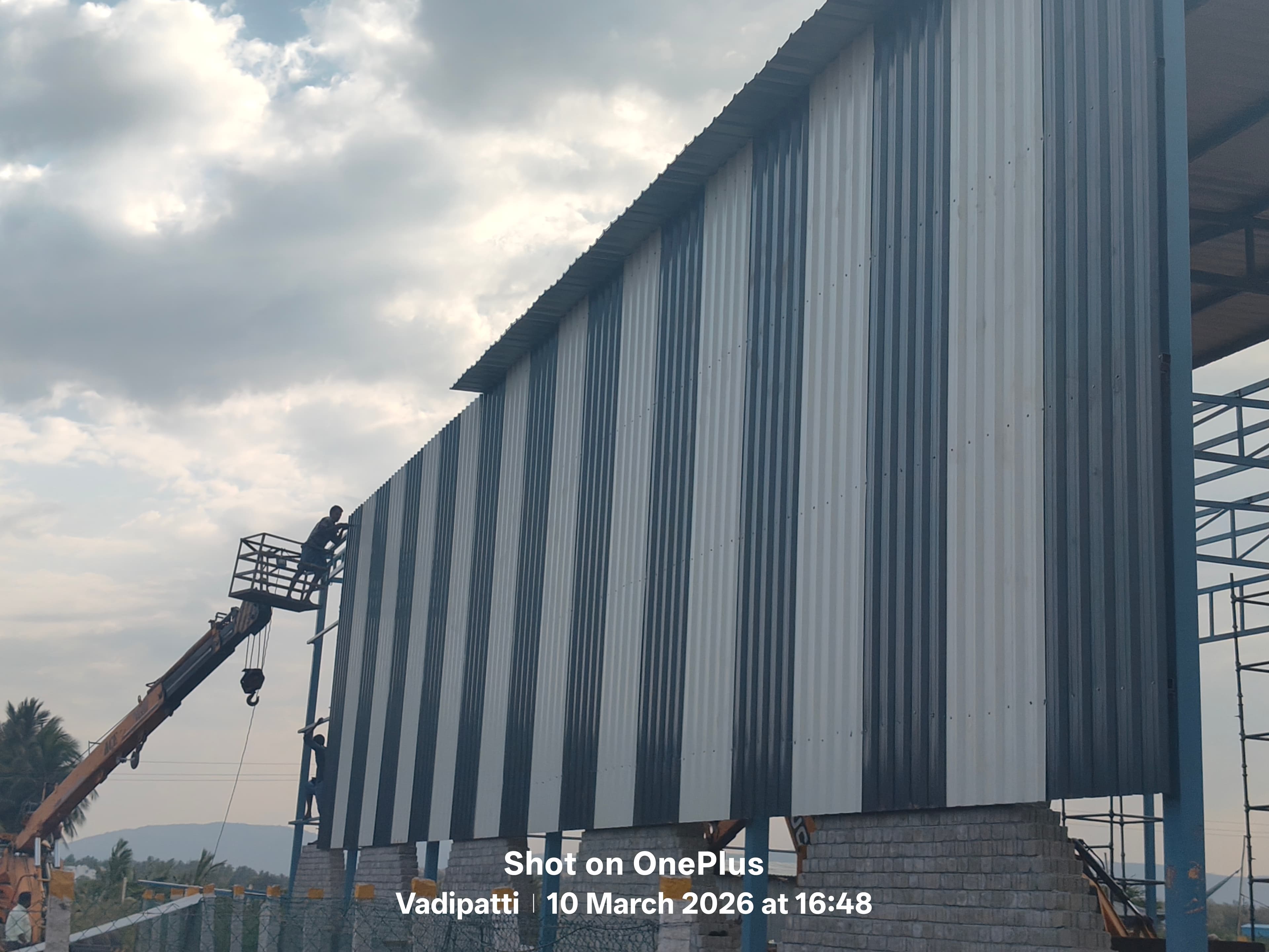Square Frame Sheds